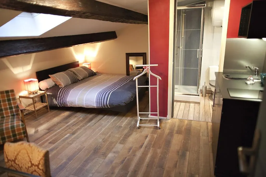 Chez Maud Et Jc-1